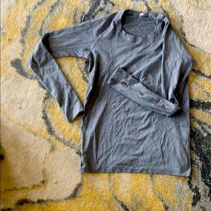 Lululemon Athletica swiftly tech long sleeve grey
